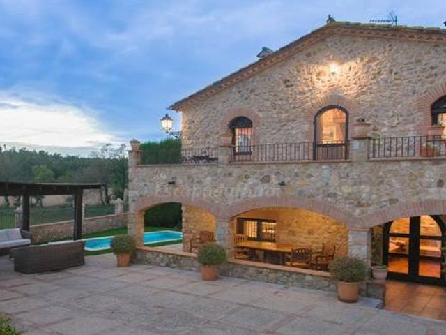 Casa en alquiler en Capmany, Girona