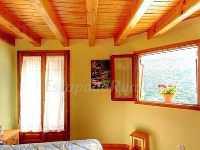 Casa en alquiler en Rialp