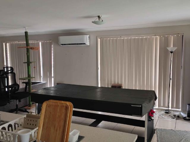 Room for rent in Calamvale, Greater Brisbane