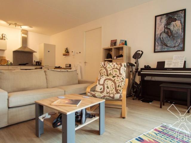 Room te huur in Den Haag, Laakkwartier