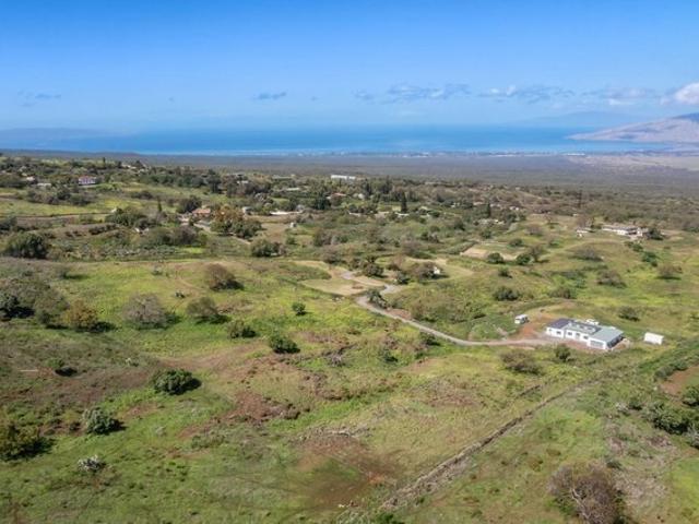 Land for sale in Kula, Hawaii