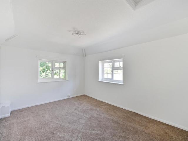 House for rent in Holybrook, West Berkshire