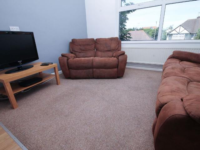 House for rent in Barracks, The Bridge