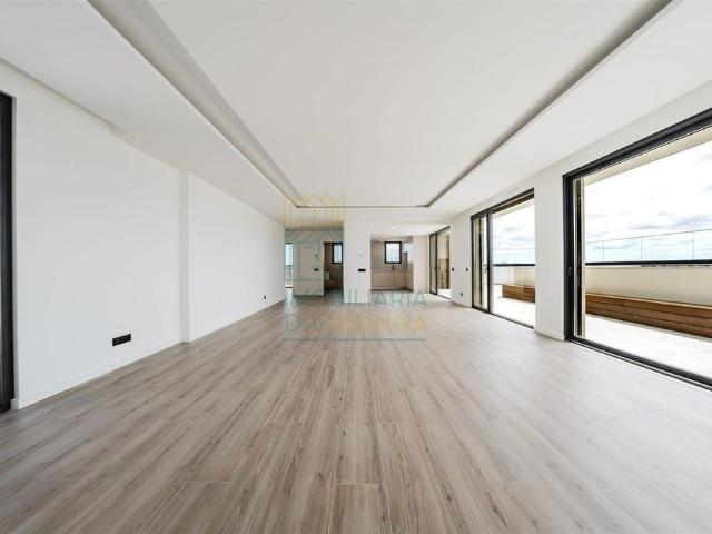 Apartamento alugar em Bairro dos Capuchos, Leiria