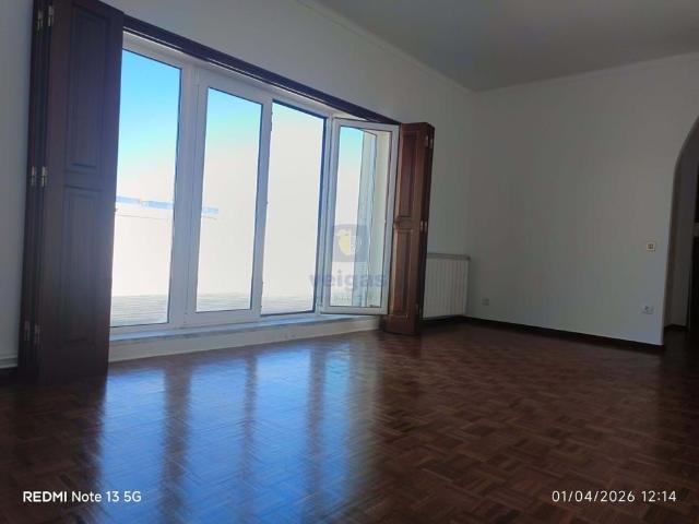 Apartamento alugar em Bairro dos Capuchos, Leiria