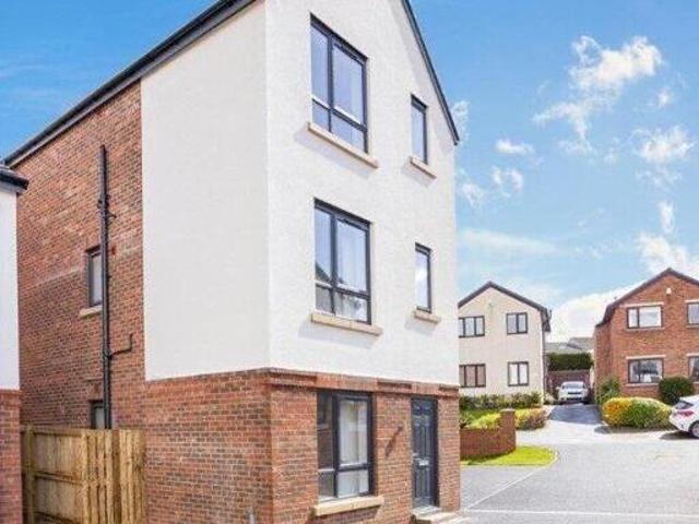 House for rent in Calder Grove, West Yorkshire