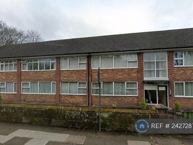 House for rent in Calderstones