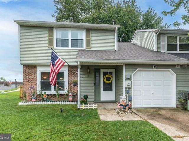 House for sale in Mount Laurel, New Jersey