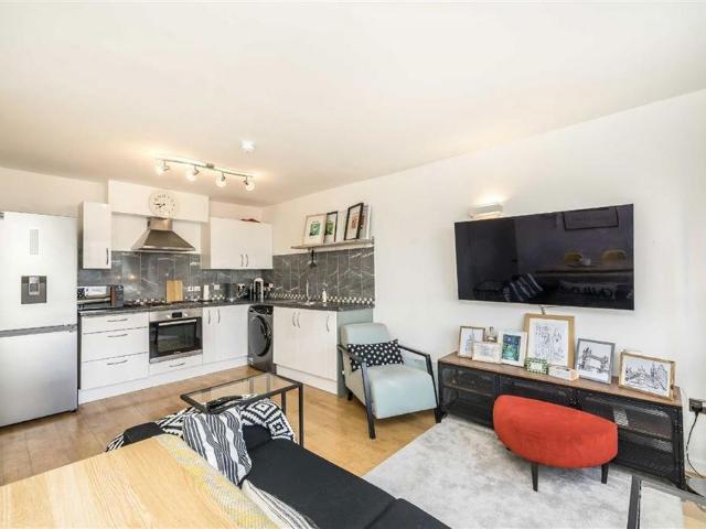 Apartment for rent in Callis Yard, Greater London
