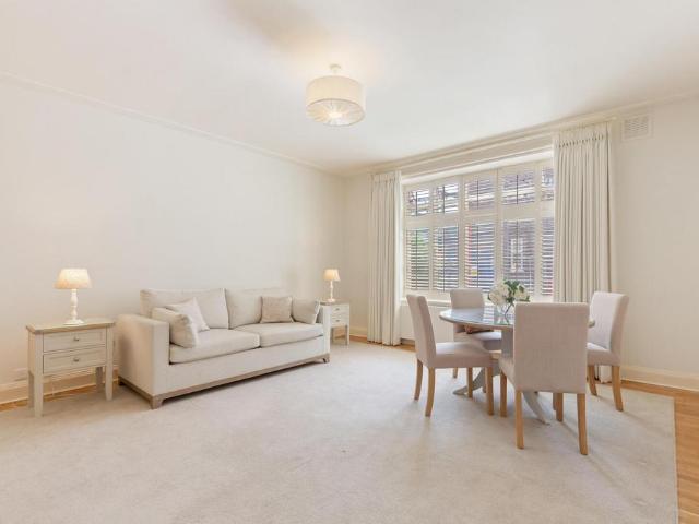House for rent in Chelsea, Greater London