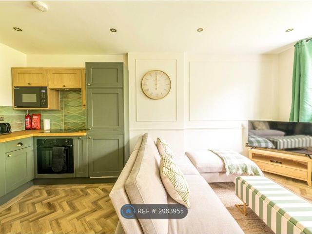 Apartment for rent in Hotwells, Feckenham