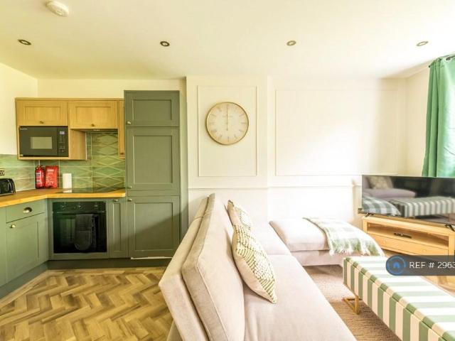 Apartment for rent in Hotwells, Feckenham