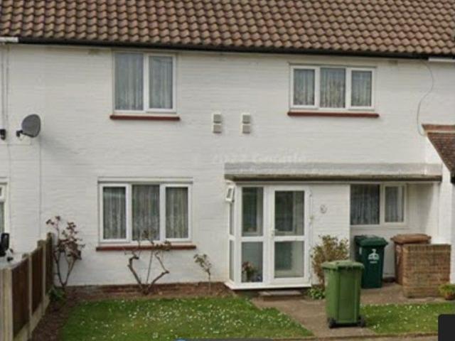 Room for rent in Lower Halliford, Surrey