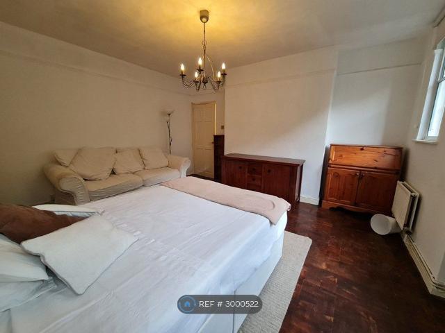 Apartment for rent in Barnsbury, Greater London