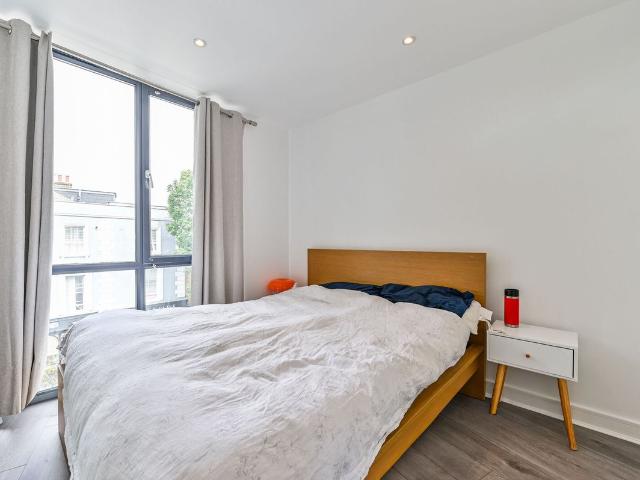 Apartment for rent in Barnsbury, Greater London