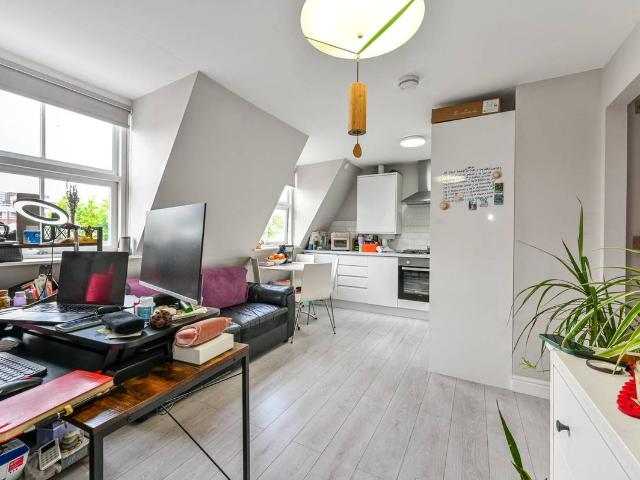 Apartment for rent in Barnsbury, Greater London
