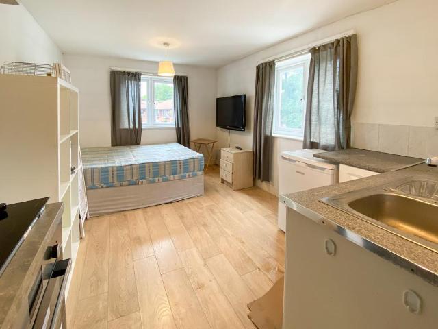 House for rent in Barnsbury, Greater London
