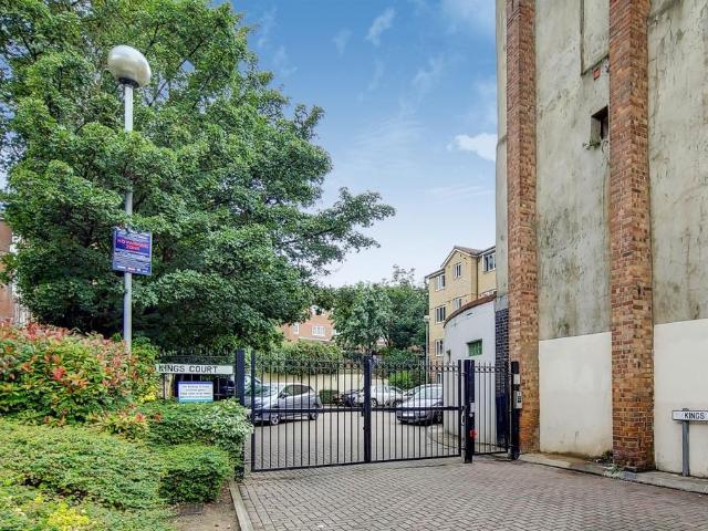 Apartment for rent in Barnsbury, Greater London