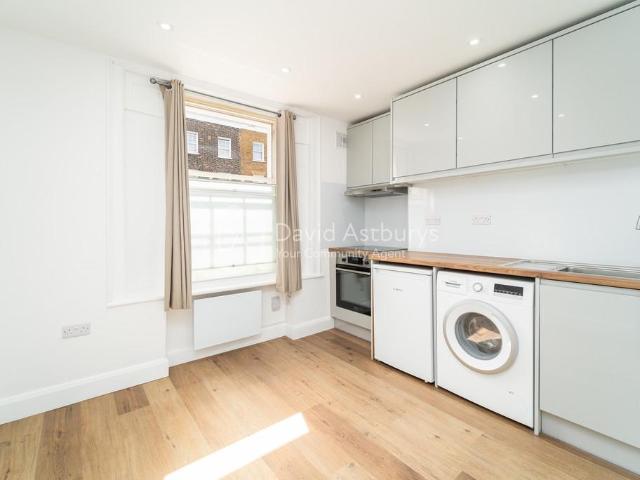 Apartment for rent in Barnsbury, Greater London