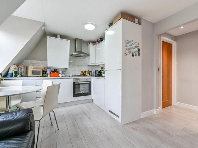 Apartment for rent in Barnsbury, Greater London