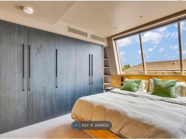 Apartment for rent in Barnsbury, Greater London