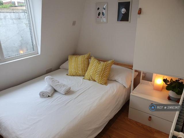 Apartment for rent in Barnsbury, Greater London