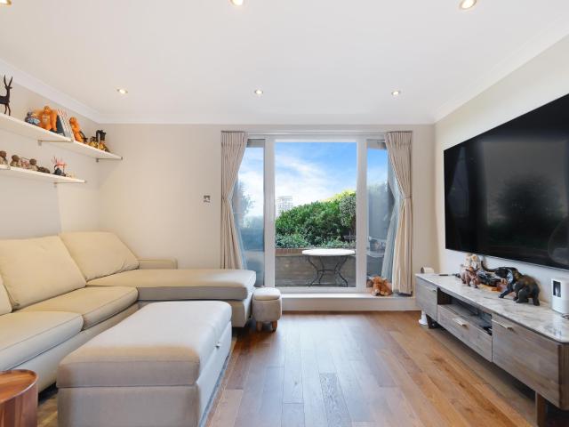 Apartment for rent in Isle Of Dogs, Greater London