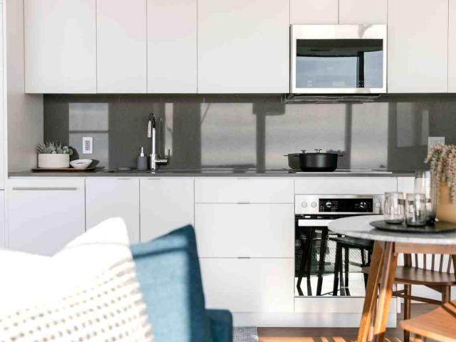 Apartment for rent in Sunnyside, Calgary