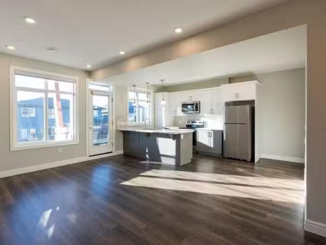 Condo for rent in Wedgewood, Alberta