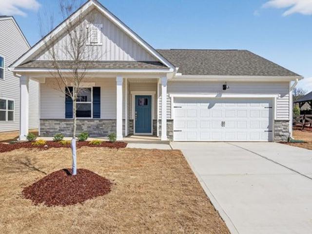 House for sale in Bunnlevel, North Carolina