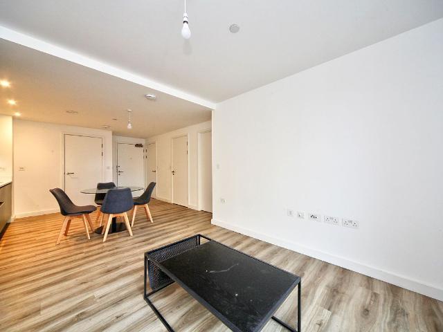 Apartment for rent in Spring Park, Luton