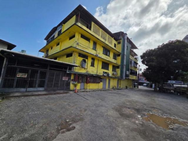 Calidonia edificio en venta