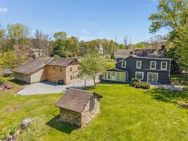 House for sale in Califon, New Jersey