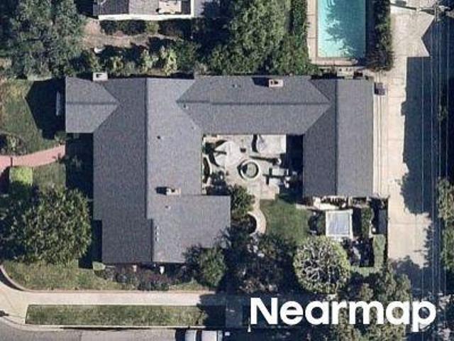 House for sale in Long Beach