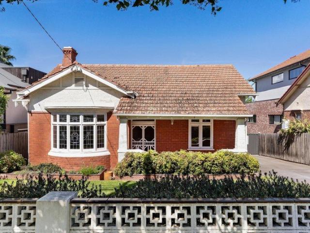 House for sale in Moonee Ponds, Melbourne