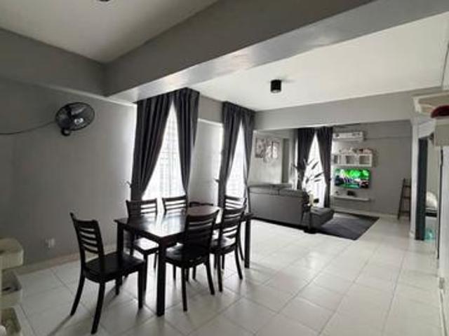 Serviced Residence for sale in Puchong, Majlis Bandaraya Subang Jaya