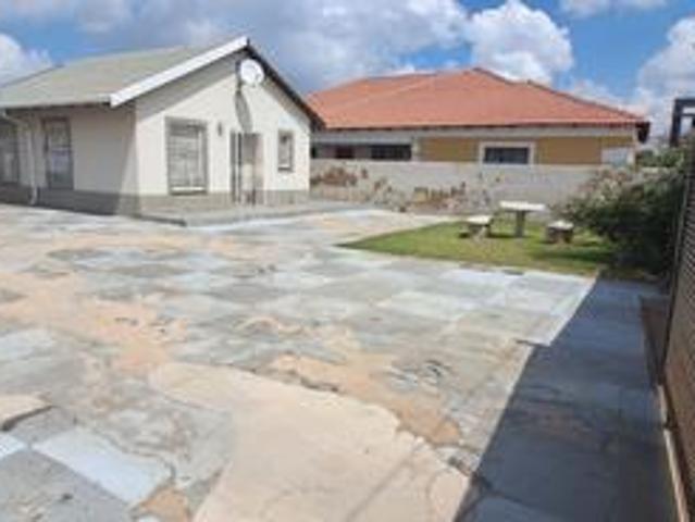 House for sale in Mohlakeng, Gauteng