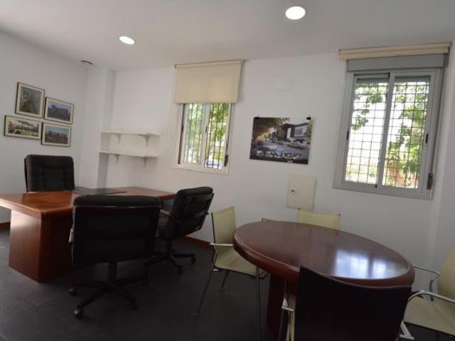 Local Comercial en alquiler en Triana, Sevilla