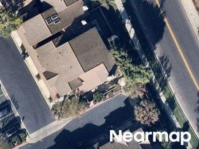 House for sale in Tustin
