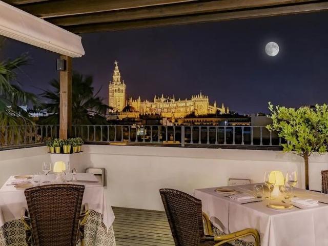 Casa en alquiler en Sevilla, El Arenal