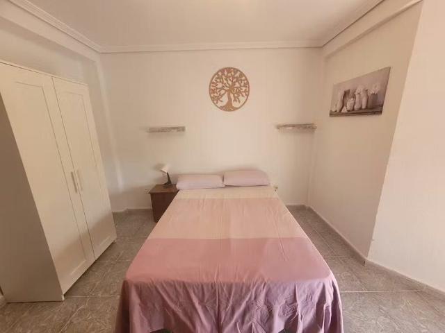 Apartamento en alquiler en Cerro-Amate, Sevilla