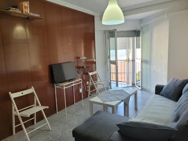 Apartamento en alquiler en Cerro-Amate, Sevilla