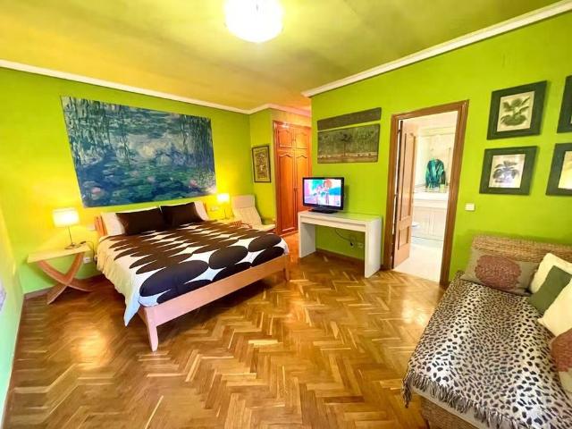 Casa en alquiler en Ciudad Lineal, Madrid