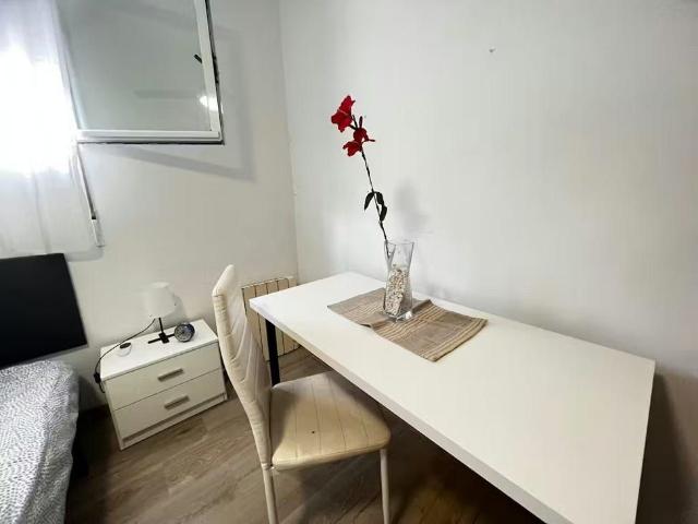 Casa en alquiler en Puente de Vallecas, Madrid