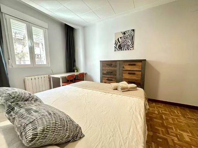 Casa en alquiler en Puente de Vallecas, Madrid