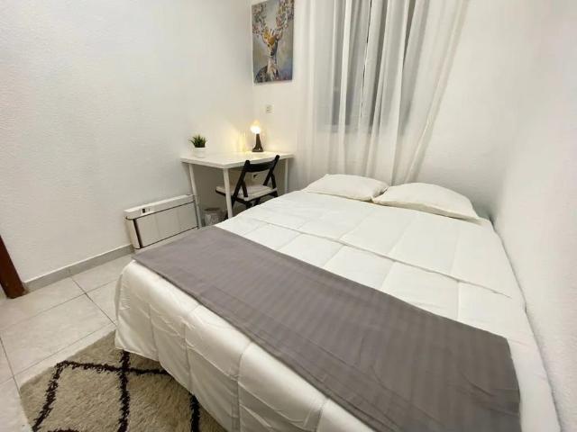 Casa en alquiler en Medina-sidonia, Madrid