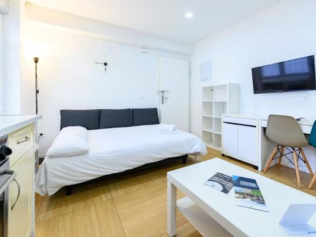 Apartamento en alquiler en Ciudad Lineal, Madrid