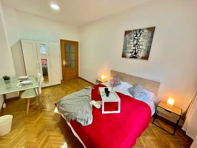 Apartamento en alquiler en Usera, Madrid