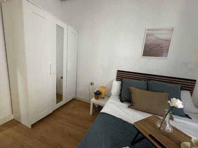 Casa en alquiler en Madrid, Cortes