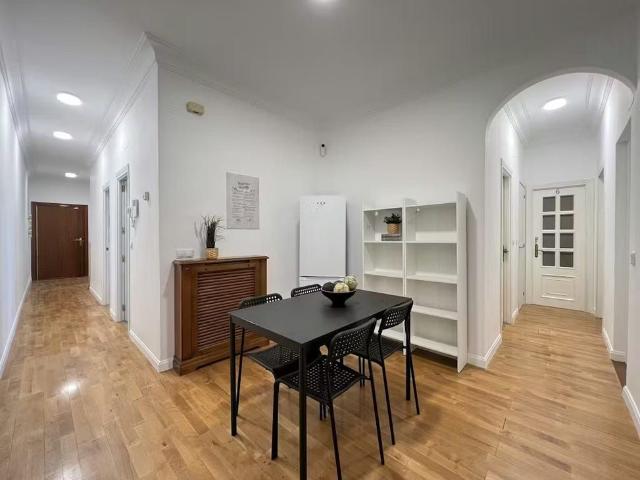 Apartamento en alquiler en Centro, Madrid